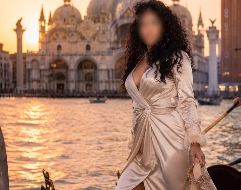 zona vicenza ovest betty sexy affascinante milf solo per pochi e con giocattoli NO STRANIERI