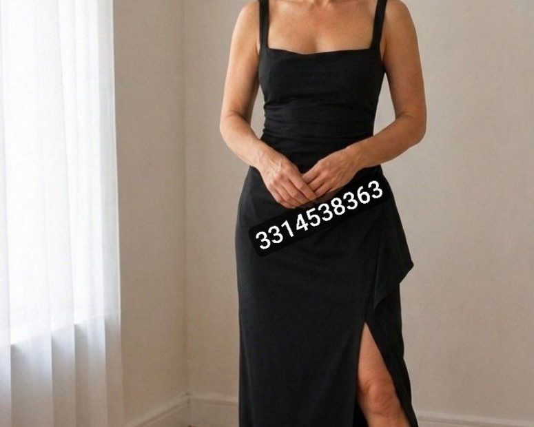 Leggete prima di chiamare mistress Roberta Trav italiana la tua padrona per giochi particolari gradite coppie